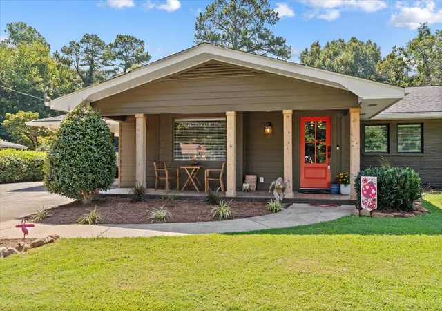Photo 3 of Single family home for sale at 921 Hardwick Cir, Dalton, GA 30720 | MLS# 1542443 | Listing updated on 2026-09-09
