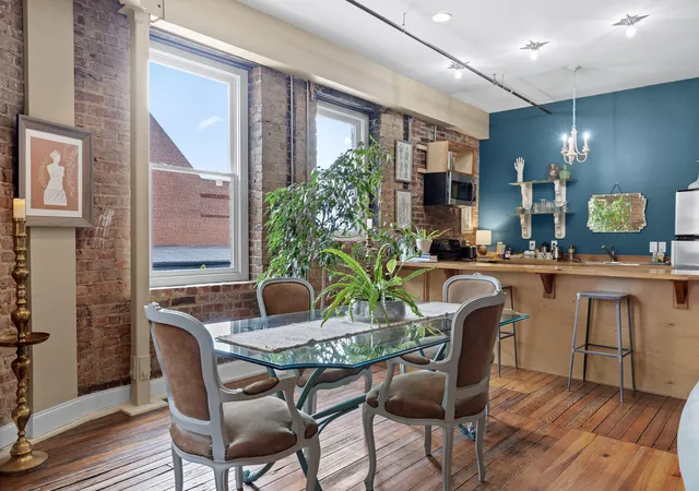 Listing Photo 4 - Condo for sale in building located at 1617 Rossville Ave, Chattanooga, TN 37408 - Unit #2c