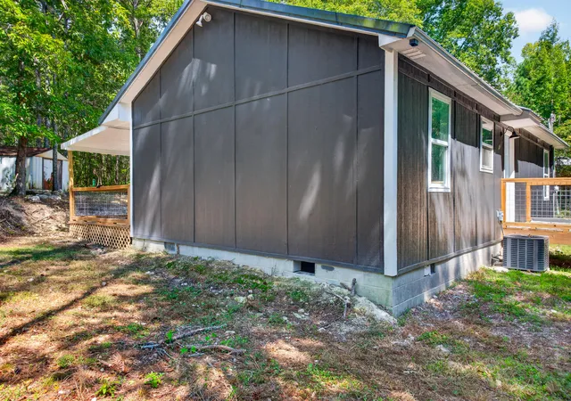 Photo 4 of Single family home for sale at 307 N Flora St, La Fayette, GA 30728 | MLS# 1542569 | Listing updated on 2026-09-17