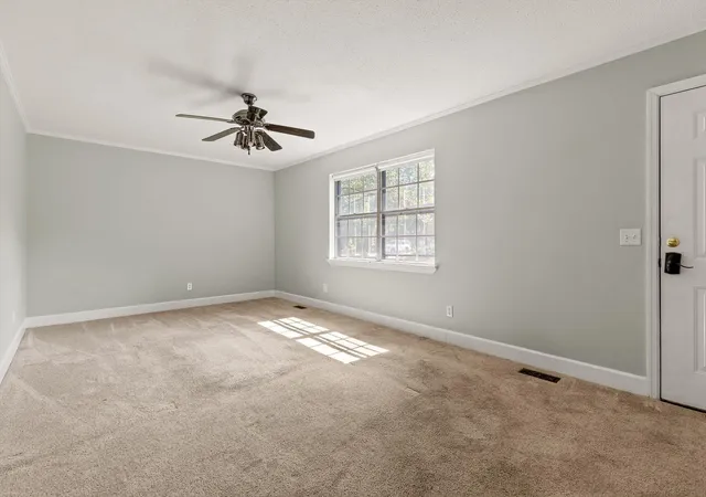 Photo 3 of Single family home for sale at 5705 Dowler Ln, Signal Mountain, TN 37377 | MLS# 1542514 | Listing updated on 2026-09-10