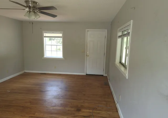 Photo 3 of Sale Pending at 411 E Gordon Ave, Rossville, GA 30741 | MLS# 1542460 | Listing updated on 2026-09-15