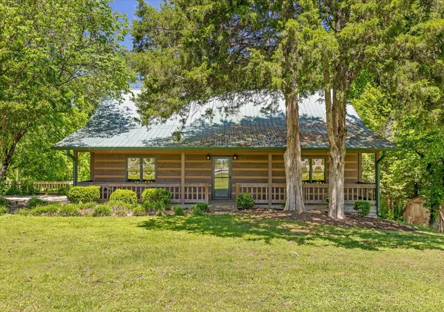 Photo 1 of Single family home for sale at 10911 E Brainerd Rd, Apison, TN 37302 | MLS# 1542449 | Listing updated on 2026-09-09