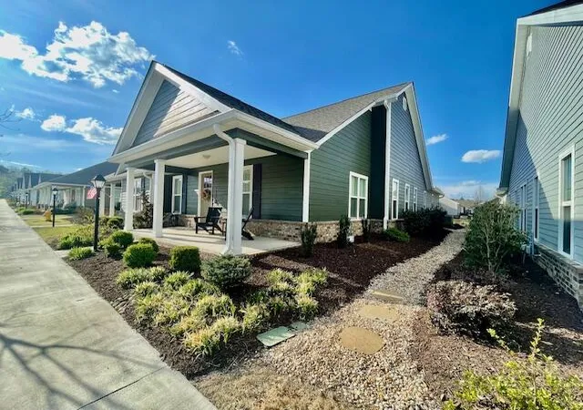 Photo 4 of Single family home for sale at 322 Pacer Ln, Dalton, GA 30721 | MLS# 1542457 | Listing updated on 2026-09-09