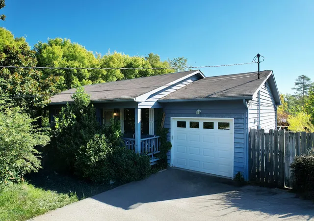 Photo 1 of Sale Pending at 180 Burkeridge Dr Se, Cleveland, TN 37323 | MLS# 1542659 | Listing updated on 2026-09-13