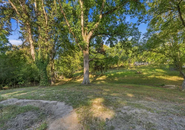 Photo 3 of Land for sale at 951 Ringgold Rd, La Fayette, GA 30728 | MLS# 1542599 | Listing updated on 2026-09-12