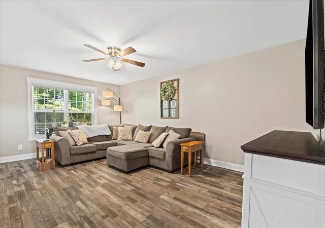 Photo 3 of Single family home for sale at 3210 Crow Rd Ne, Dalton, GA 30721 | MLS# 1542480 | Listing updated on 2026-09-09