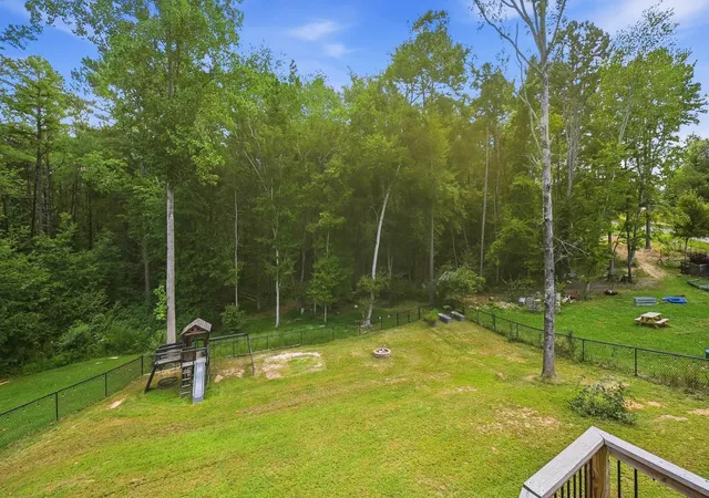 Photo 3 of Single family home for sale at 6413 Shirley Pond Rd, Harrison, TN 37341 | MLS# 1542505 | Listing updated on 2026-09-23