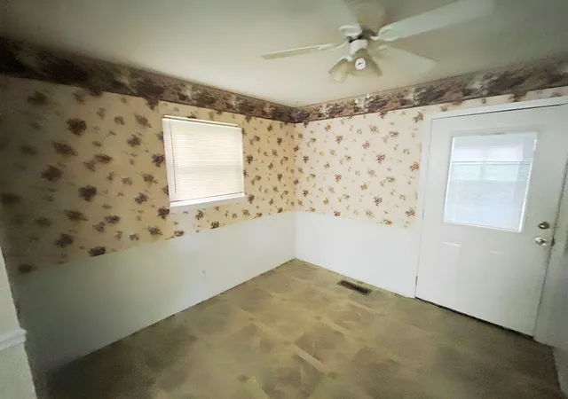 Photo 4 of Single family home for sale at 915 Crest Dr, Chickamauga, GA 30707 | MLS# 1542495 | Listing updated on 2026-09-16