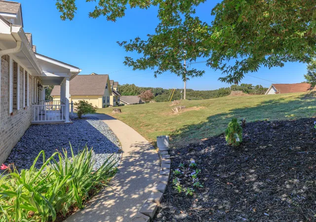 Photo 4 of Single family home for sale at 14 Hickory Hl Ln, Ringgold, GA 30736 | MLS# 1542604 | Listing updated on 2026-10-29