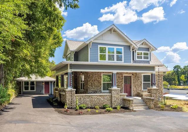 Single family home for sale at 12 N Seminole Dr, Chattanooga, TN 37411 | MLS# 1542684