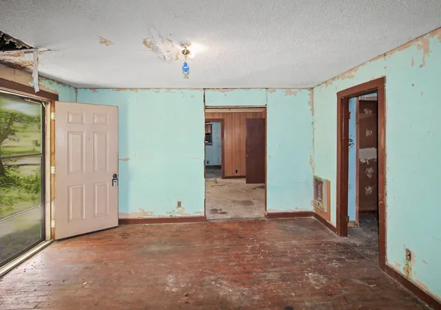 Photo 4 of Single family home for sale at 4511 Balcomb St, Chattanooga, TN 37409 | MLS# 1542765 | Listing updated on 2026-10-22