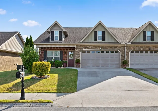 Photo 1 of Townhouse for sale at 915 Colony Cir, Fort Oglethorpe, GA 30742 | MLS# 1542755 | Listing updated on 2026-10-19