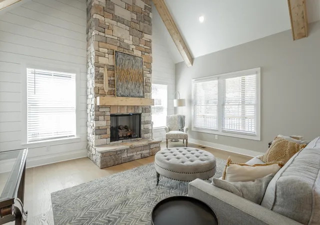 Photo 2 of Single family home for sale at 7077 Paxton Cir, Hixson, TN 37343 | MLS# 1542637 | Listing updated on 2026-09-11
