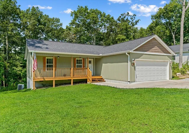 Photo 2 of Single family home for sale at 2704 Quarles Rd, Rocky Face, GA 30740 | MLS# 1542582 | Listing updated on 2026-09-11