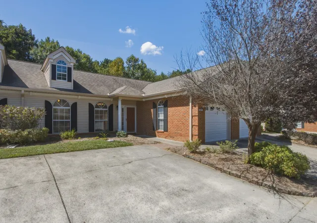 Photo 2 of Condo for sale at 1707 Chestnut Oak Dr #Unit 107, Dalton, GA 30721 | MLS# 1542592 | Listing updated on 2026-09-11