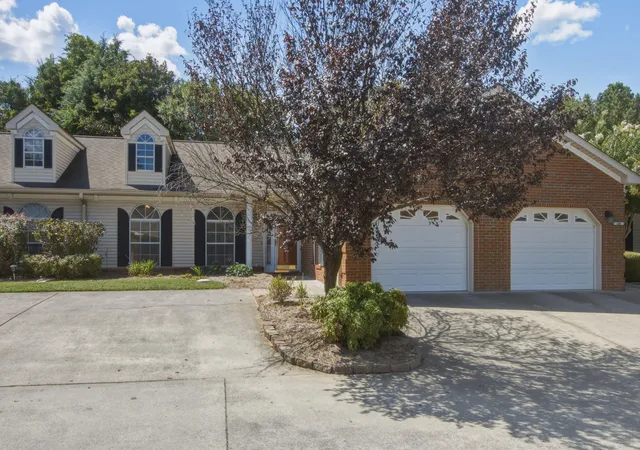 Photo 3 of Condo for sale at 1707 Chestnut Oak Dr #Unit 107, Dalton, GA 30721 | MLS# 1542592 | Listing updated on 2026-09-11