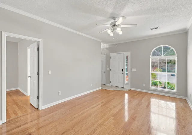 Listing Photo 4 - Condo for sale in building located at 1707 Chestnut Oak Dr, Dalton, GA 30721 - Unit #Unit 107