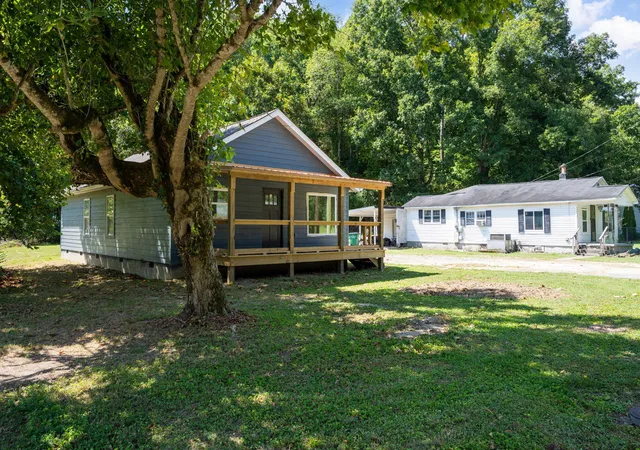Photo 2 of Single family home for sale at 9005 W Ridge Trl Rd, Soddy Daisy, TN 37379 | MLS# 1542601 | Listing updated on 2026-09-19