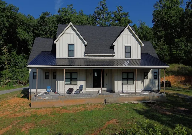 Single family home for sale at 695 Van Davis Rd NW, Georgetown, TN 37336 | MLS# 1542590