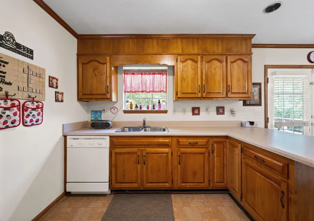 Photo 4 of Single family home for sale at 331 Virginia St, Dayton, TN 37321 | MLS# 1542640 | Listing updated on 2026-10-08