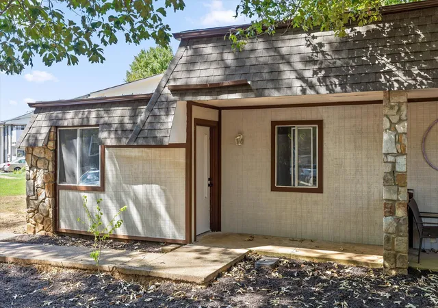 Photo 3 of Multi family home for sale at 5217 Hickory Woods Ln, Hixson, TN 37343 | MLS# 1542635 | Listing updated on 2026-09-11