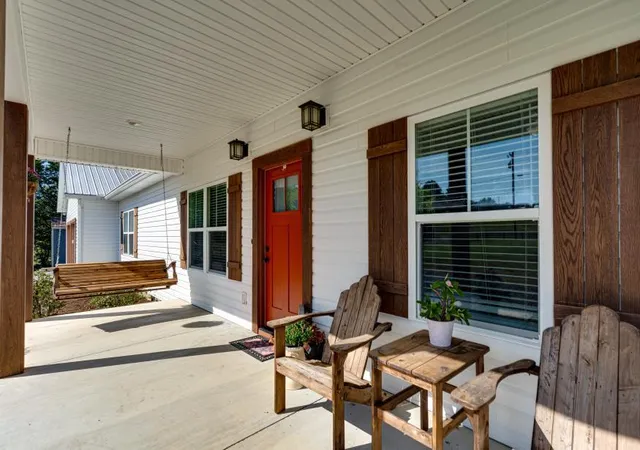 Photo 3 of Single family home for sale at 4583/4589 Crow Rd NE, Dalton, GA 30721 | MLS# 1542705 | Listing updated on 2026-09-12