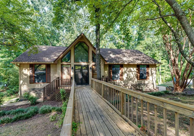 Photo 1 of Sale Pending at 6822 Hampton Wood Cir, Hixson, TN 37343 | MLS# 1542704 | Listing updated on 2026-10-26
