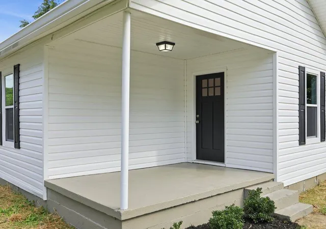 Photo 2 of Single family home for sale at 2636 N Orchard Knob Ave, Chattanooga, TN 37406 | MLS# 1542712 | Listing updated on 2026-10-20