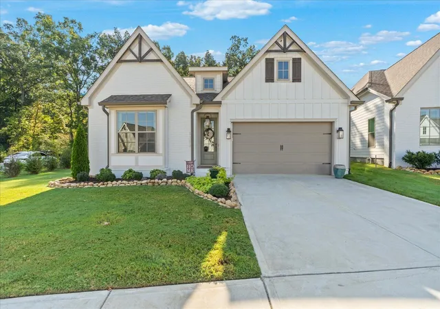 Photo 1 of Single family home for sale at 1383 Little Sorrel Rd, Hixson, TN 37343 | MLS# 1542997 | Listing updated on 2026-09-18