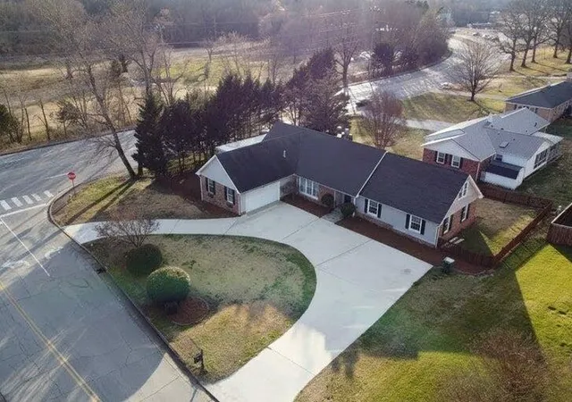 Photo 1 of Single family home for sale at 101 Masters Rd, Hixson, TN 37343 | MLS# 1542776 | Listing updated on 2026-09-14