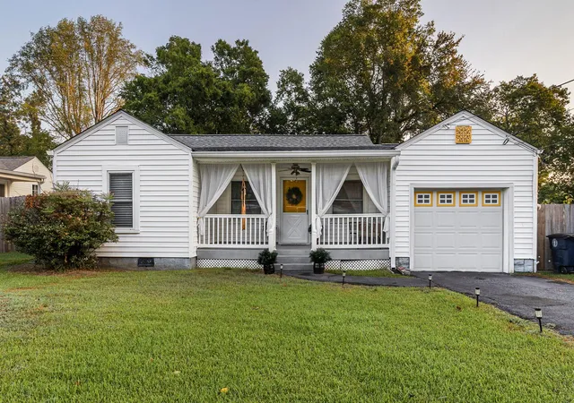 Photo 1 of Single family home for sale at 4223 Ealy Rd, Chattanooga, TN 37412 | MLS# 1543682 | Listing updated on 2026-10-20
