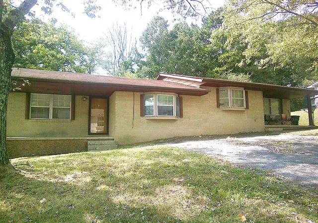 Photo 1 of Multi family home for sale at 3624 Shirl Jo Ln, Chattanooga, TN 37412 | MLS# 1542845 | Listing updated on 2026-10-22