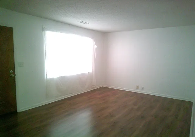 Listing Photo 5 - Condo for sale in building located at 3624 Shirl Jo Ln, Chattanooga, TN 37412