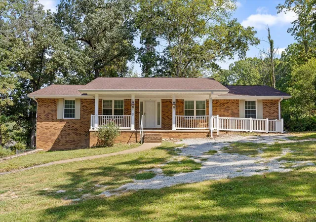 Single family home for sale at 21 Bohr Dr, Chattanooga, TN 37415 | MLS# 1542884