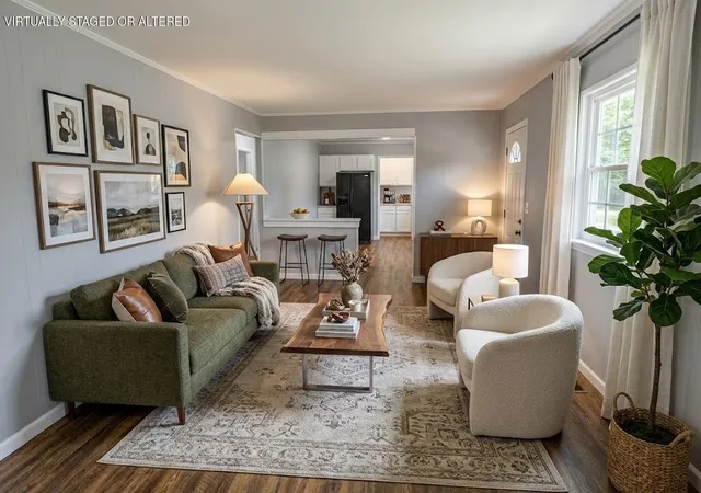 Photo 3 of Sale Pending at 108 Goodson Ave, Chattanooga, TN 37405 | MLS# 1542871 | Listing updated on 2026-10-10
