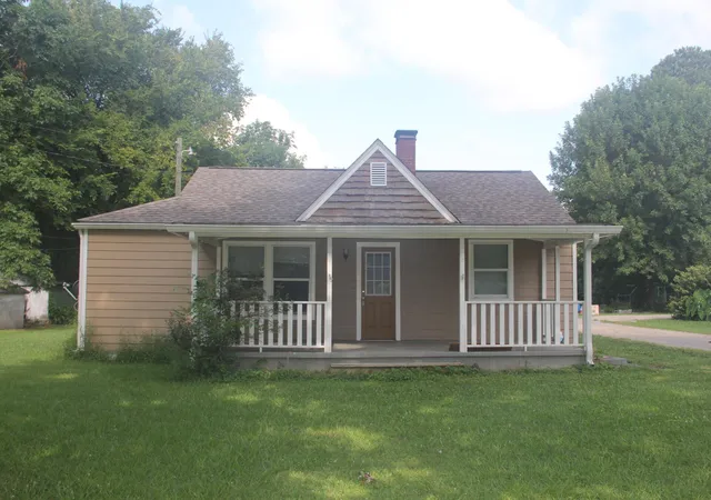 Single family home for sale at 3315 Old Hwy 27, Trion, GA 30753 | MLS# 1543042