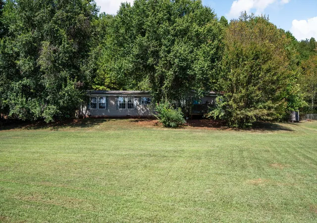 Photo 1 of Sale Pending at 512 Jefferson Tr, Dalton, GA 30721 | MLS# 1543082 | Listing updated on 2026-10-26