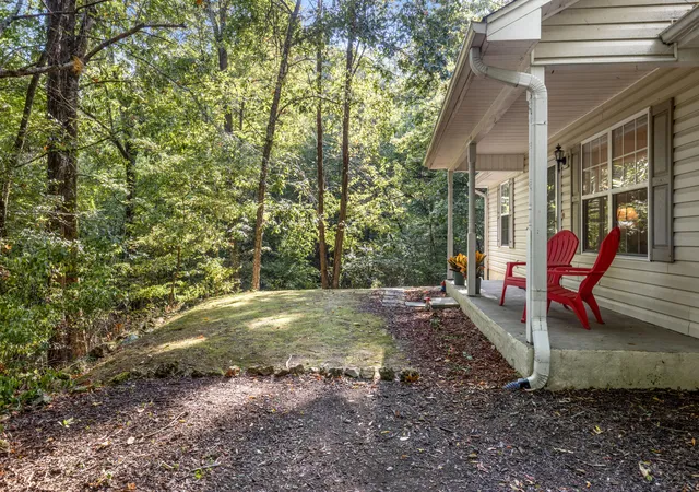 Photo 4 of Single family home for sale at 4123 Mountain Crk Rd, Chattanooga, TN 37415 | MLS# 1543166 | Listing updated on 2026-10-21