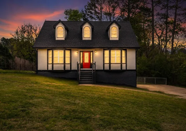 Photo 1 of Single family home for sale at 262 Crestwood Dr, Ringgold, GA 30736 | MLS# 1543169 | Listing updated on 2026-09-21