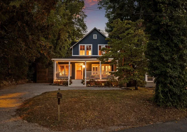 Photo 2 of Single family home for sale at 3214 Rosemont Dr, Chattanooga, TN 37411 | MLS# 1543323 | Listing updated on 2026-10-23