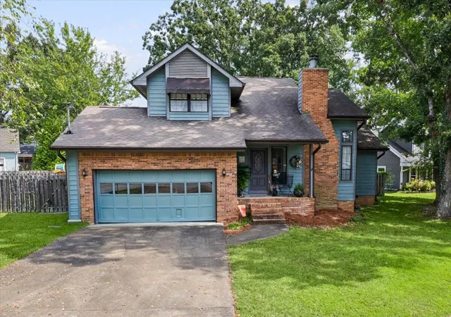 Photo 1 of Single family home for sale at 8501 Oak View Dr, Chattanooga, TN 37421 | MLS# 1543271 | Listing updated on 2026-10-19