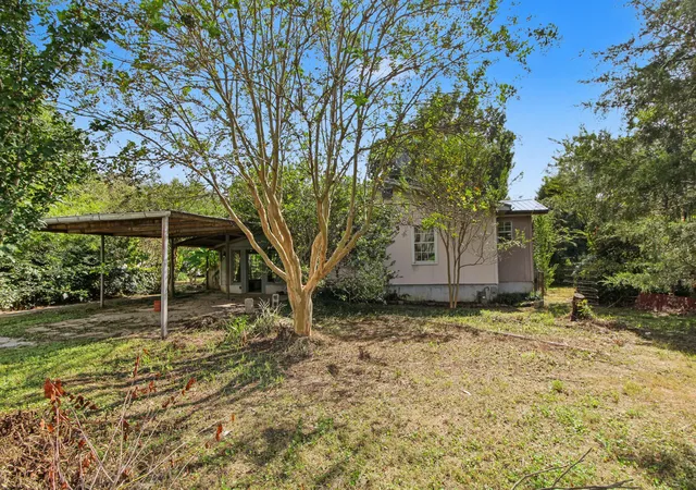 Photo 1 of Single family home for sale at 10 Laminack Cir, La Fayette, GA 30728 | MLS# 1543565 | Listing updated on 2026-09-28