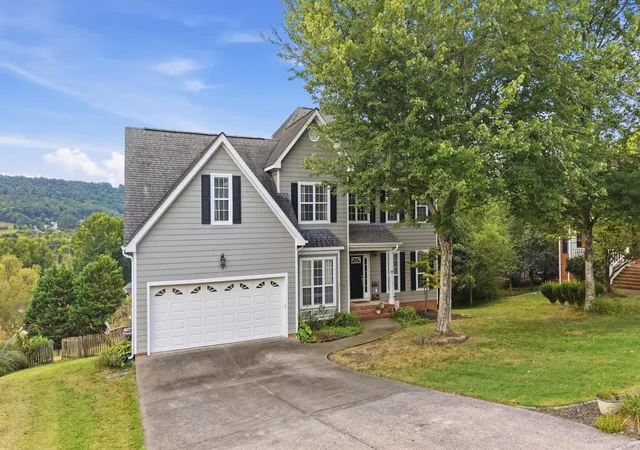 Photo 1 of Single family home for sale at 35 S Links Dr, Ringgold, GA 30736 | MLS# 1543305 | Listing updated on 2026-10-27