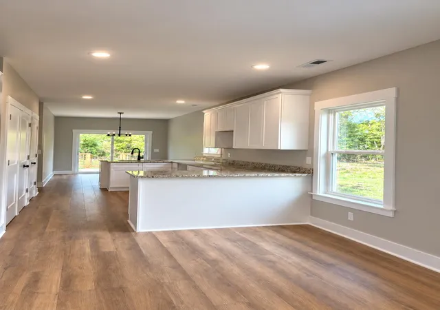 Photo 4 of Single family home for sale at 4243 Quinn Adams St, Chattanooga, TN 37410 | MLS# 1543264 | Listing updated on 2026-10-27