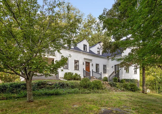 Photo 3 of Sale Pending at 1600 Wood Nymph Trl, Lookout Mountain, GA 30750 | MLS# 1543376 | Listing updated on 2026-10-02