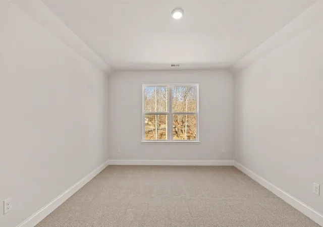 Photo 3 of Single family home for sale at 8302 Seaside Dr, Chattanooga, TN 37363 | MLS# 1543438 | Listing updated on 2026-10-26