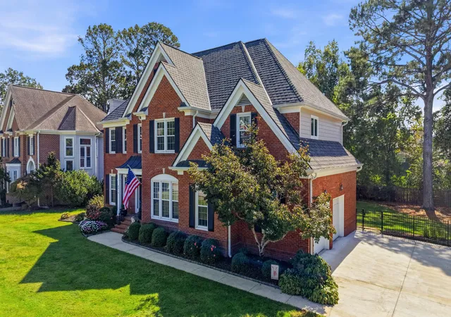 Photo 2 of Single family home for sale at 8014 Rosemere Way, Chattanooga, TN 37421 | MLS# 1543546 | Listing updated on 2026-10-18