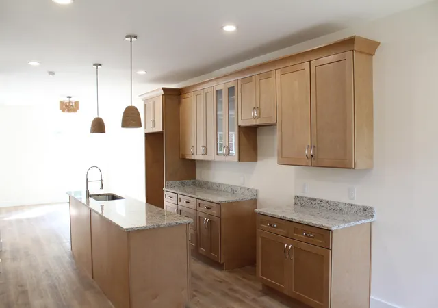 Photo 3 of Townhouse for sale at 3108 Donna Ln, Chattanooga, TN 37404 | MLS# 1543380 | Listing updated on 2026-10-21