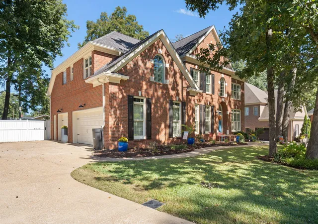 Photo 3 of Single family home for sale at 8038 Rosemere Way, Chattanooga, TN 37421 | MLS# 1543573 | Listing updated on 2026-10-25