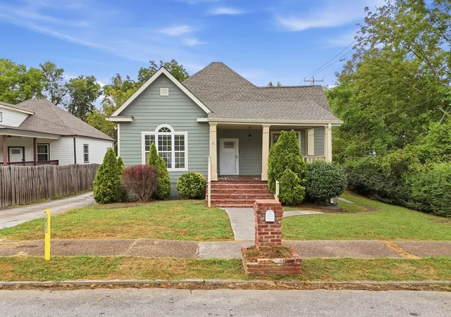 Photo 1 of Sale Pending at 2313 Fairleigh St, Chattanooga, TN 37406 | MLS# 1543491 | Listing updated on 2026-10-22
